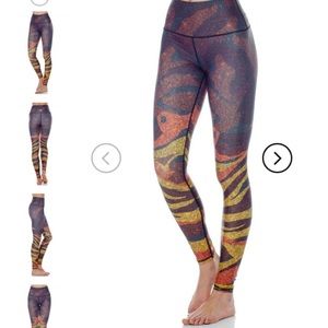 Yoga Democracy Mineral Spirits Legging